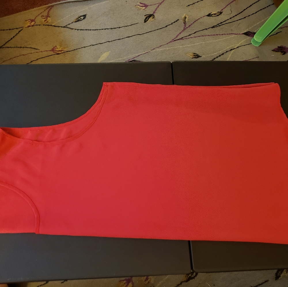 Red Cami - Picture 2 of 4